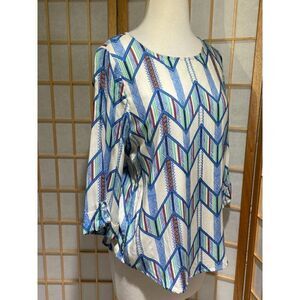 Skies Are Blue Lg Geometric Top